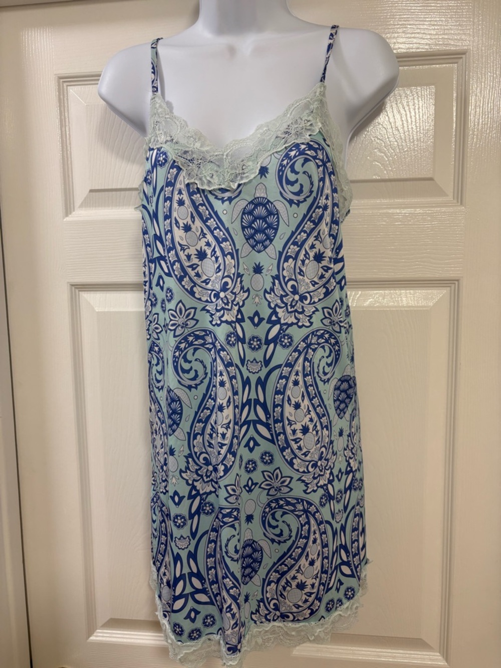 Simply Southern matching gown and robe ,NWT